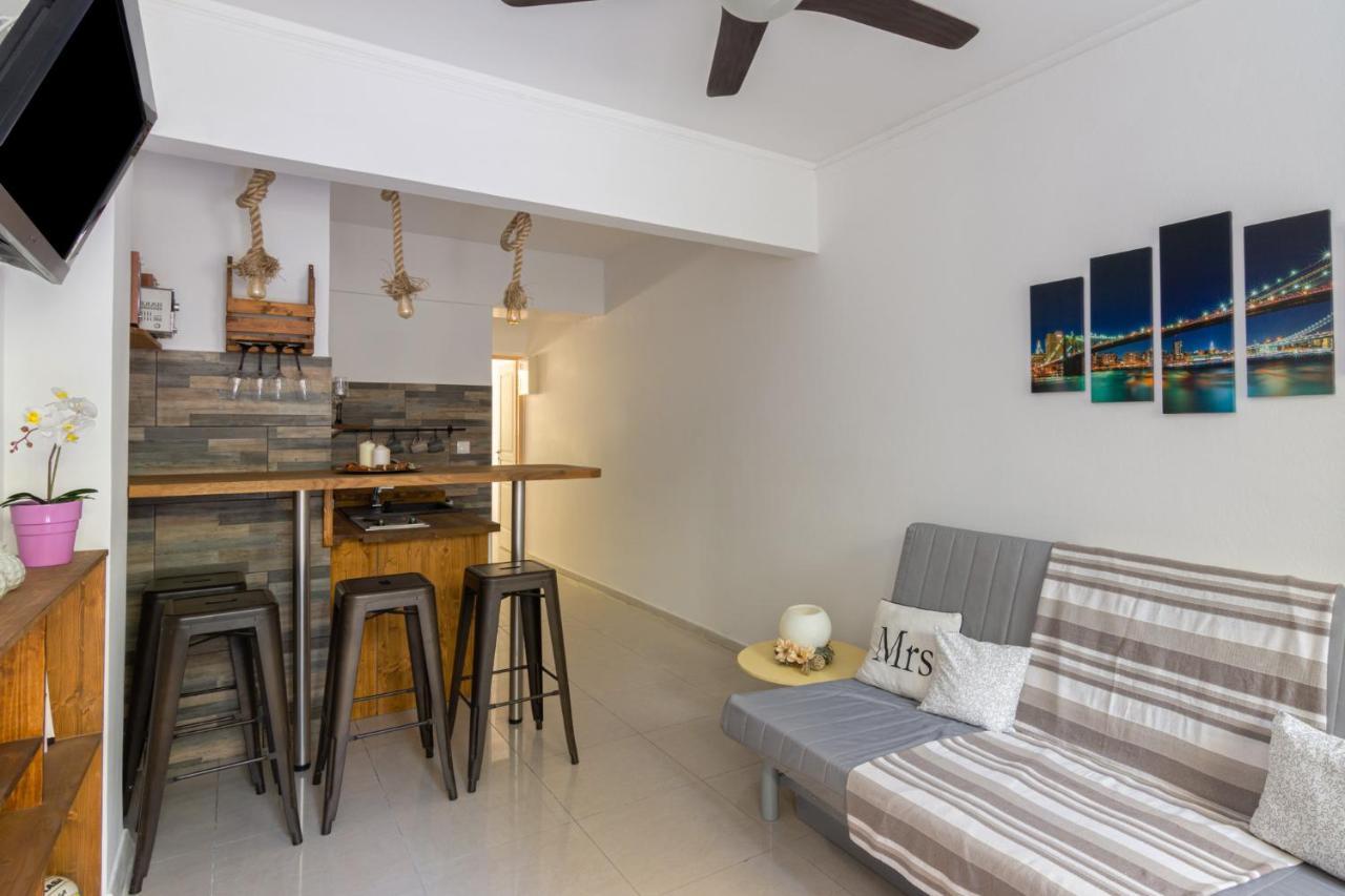 Comfy Apartment Close To Floisvos Beach Ateny Zewnętrze zdjęcie